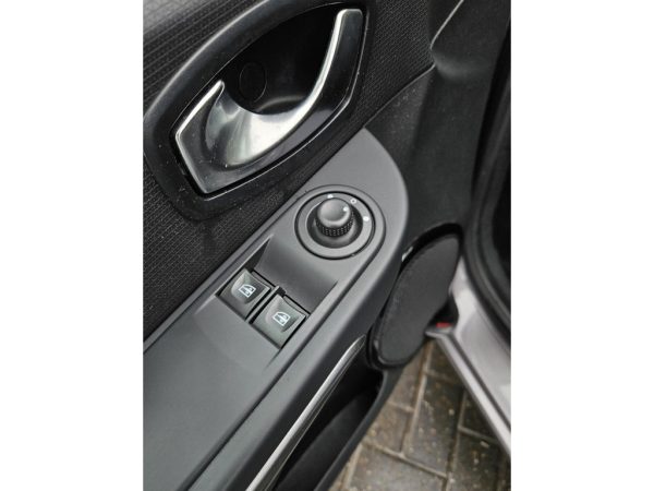 Renault Clio Estate 0.9 TCe Night&Day occasion kopen Valthermond — foto 13